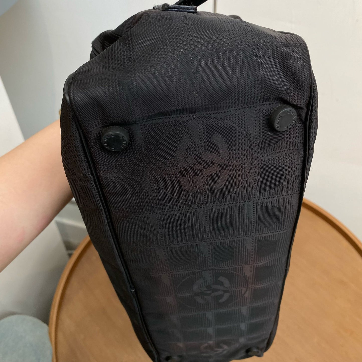Chanel 保齡球冰格 有貼