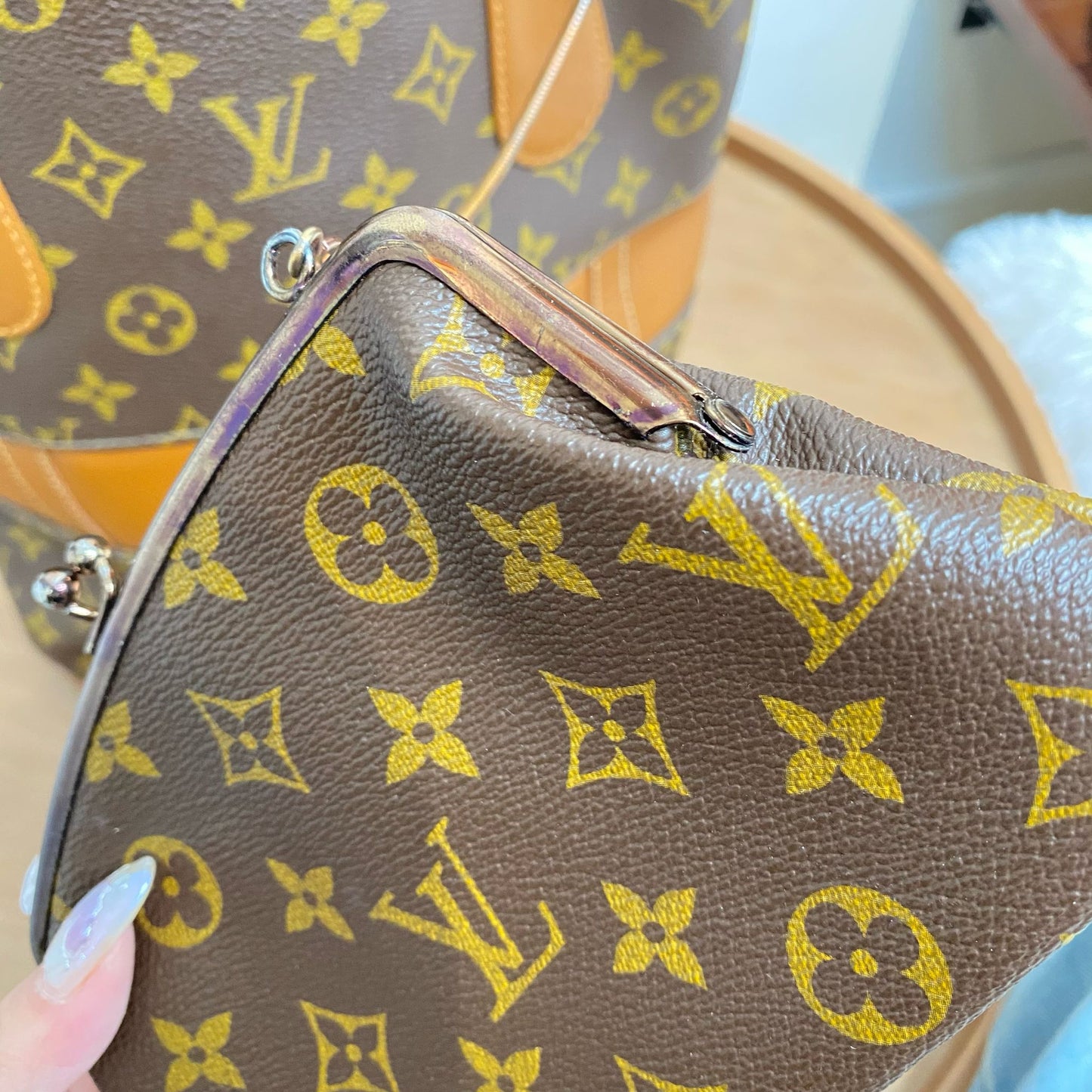 LV 水桶袋 連Pouch