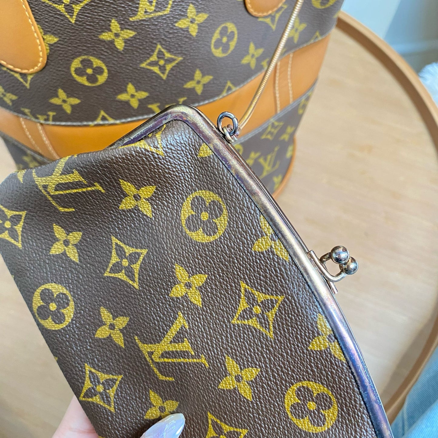 LV 水桶袋 連Pouch