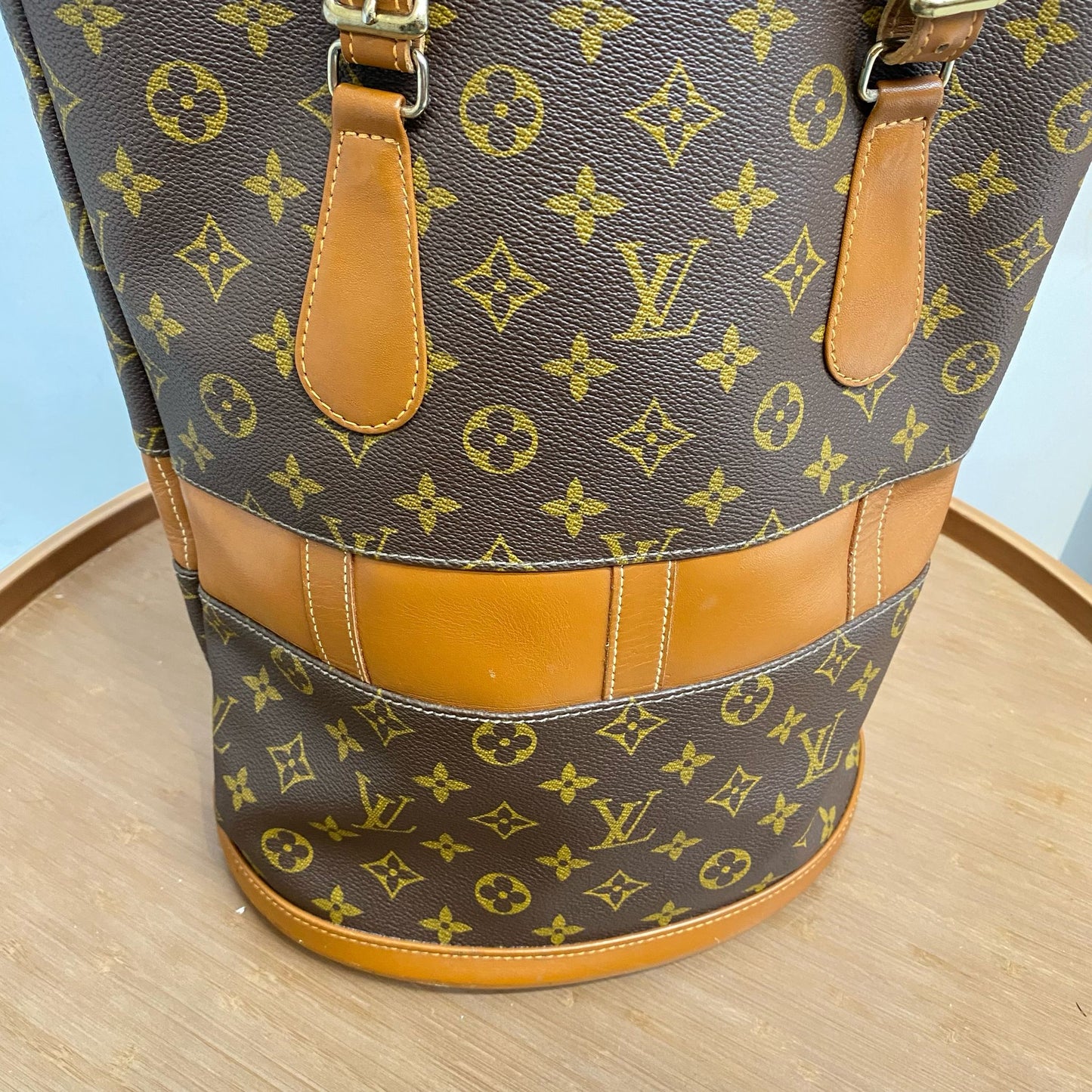 LV 水桶袋 連Pouch