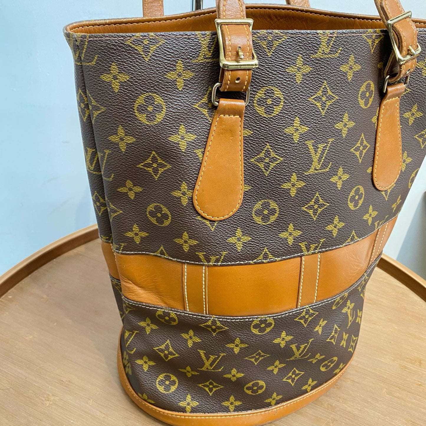 LV 水桶袋 連Pouch