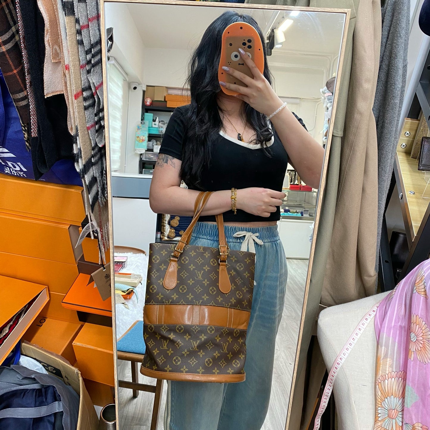 LV 水桶袋 連Pouch