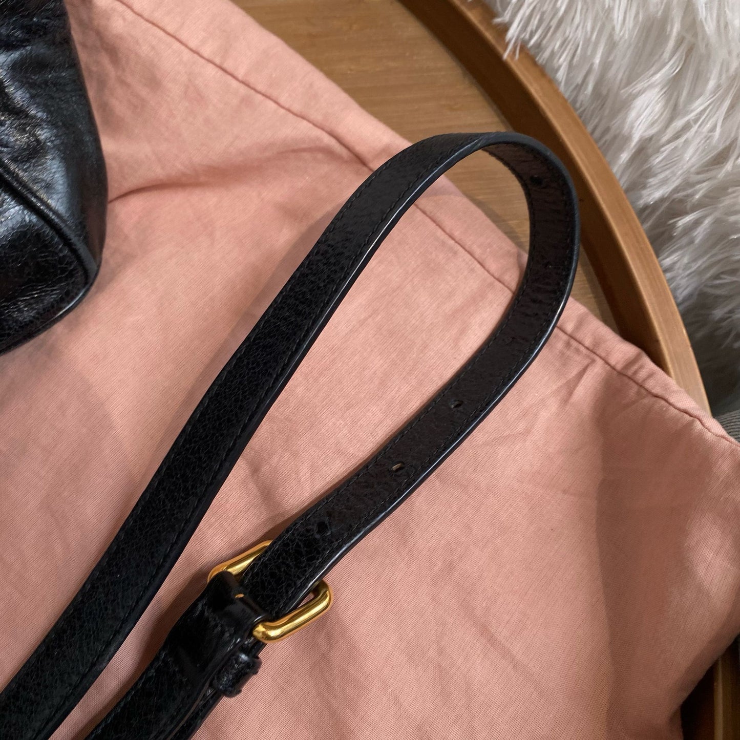 miu miu 黑色 2way 有塵袋
