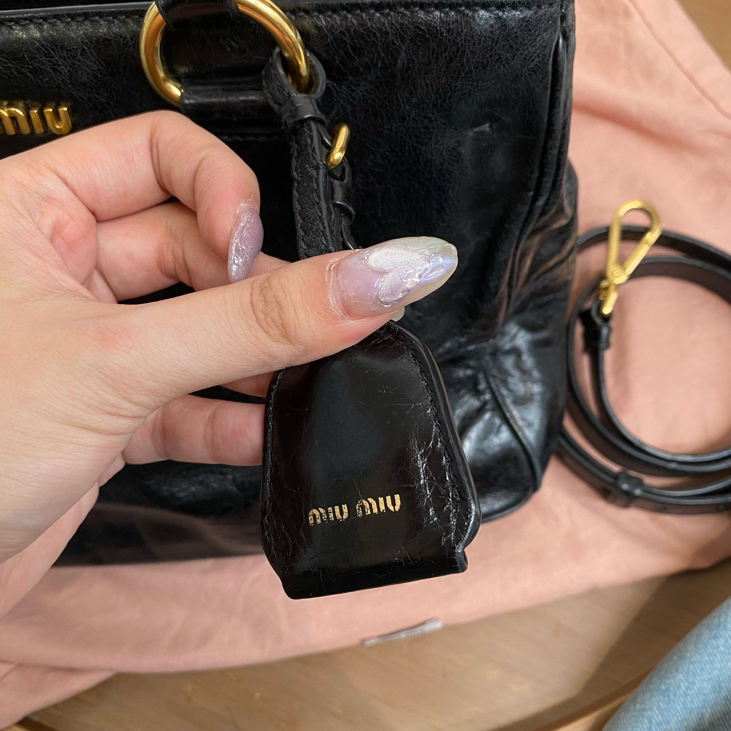 miu miu 黑色 2way 有塵袋