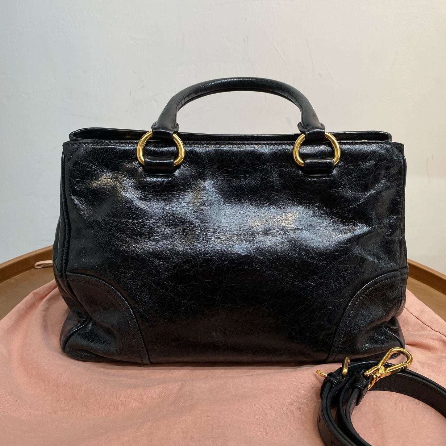 miu miu 黑色 2way 有塵袋