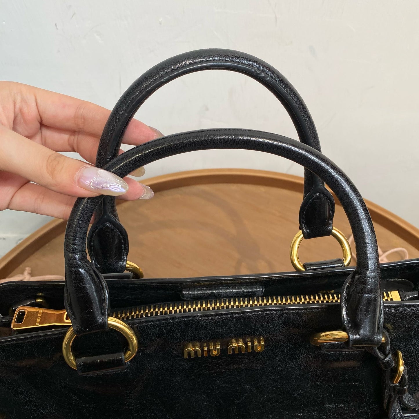 miu miu 黑色 2way 有塵袋