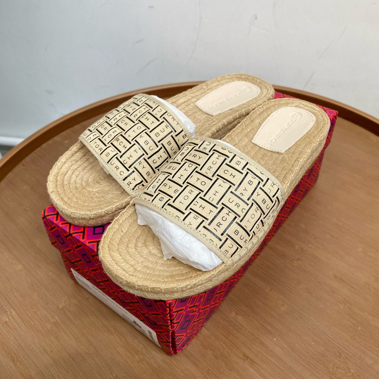 Tory Burch 拖鞋 有盒