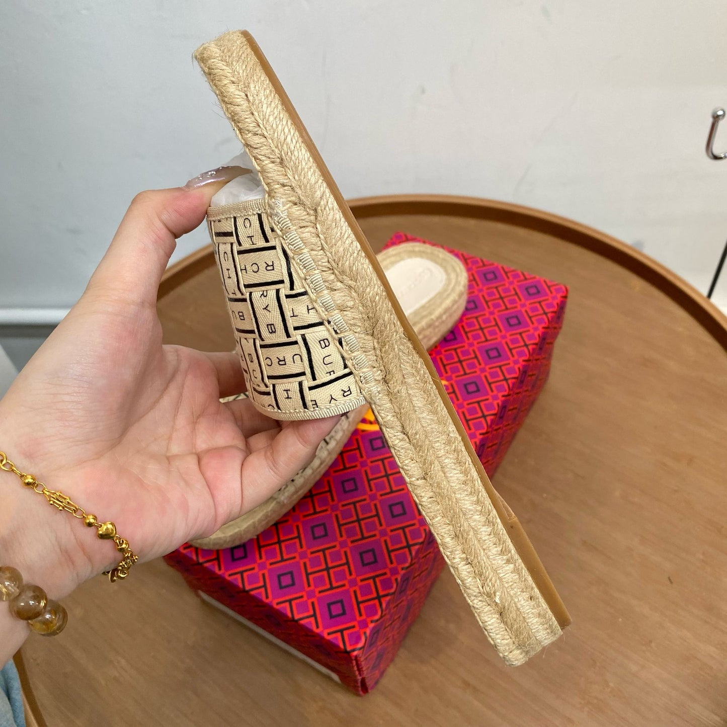 Tory Burch 拖鞋 有盒