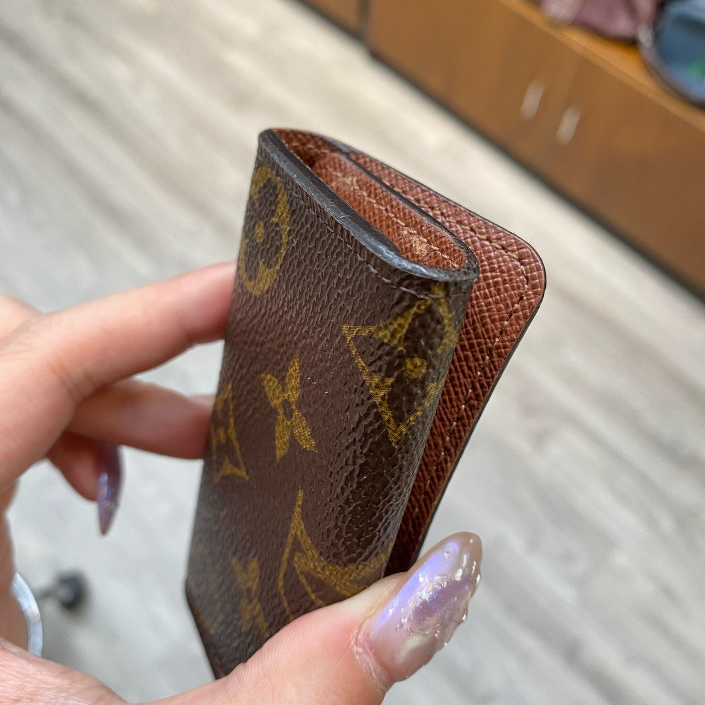 LV 老花鎖匙包