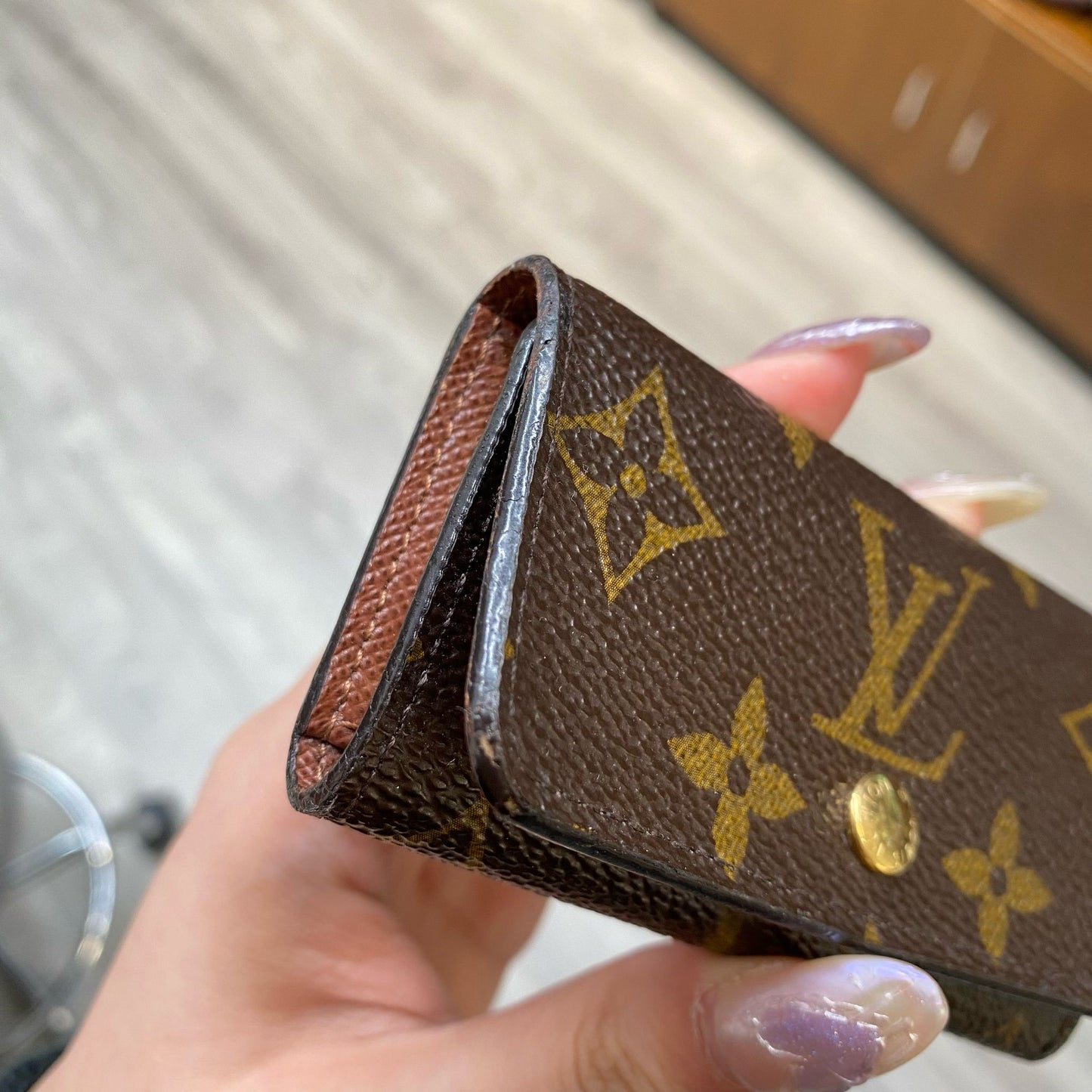 LV 老花鎖匙包