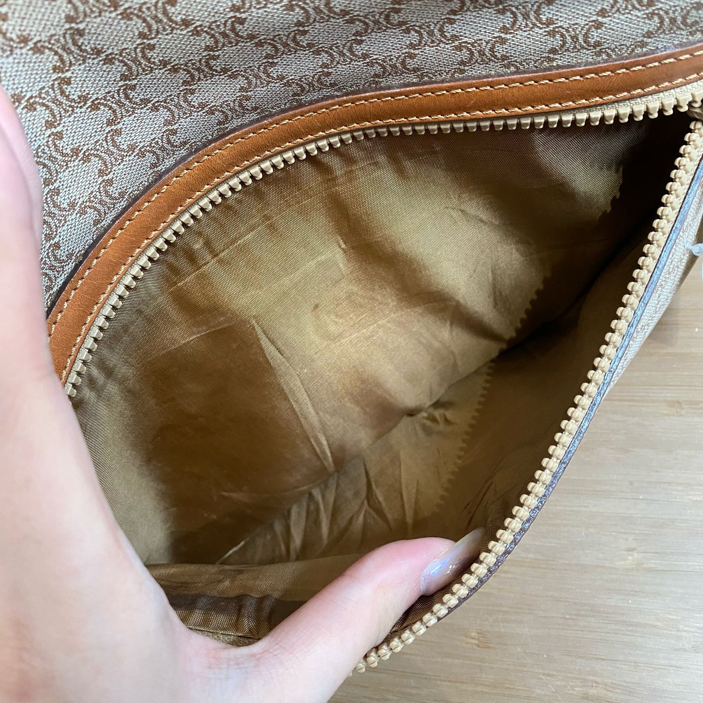 CELINE Pouch