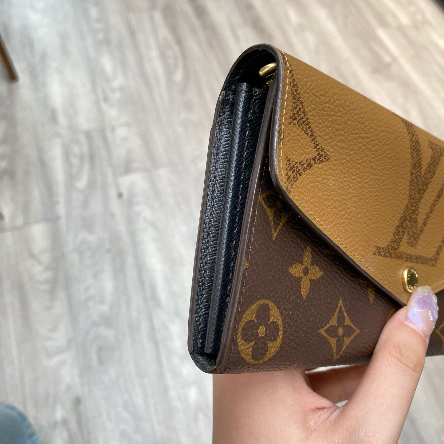 LV長銀包 有盒