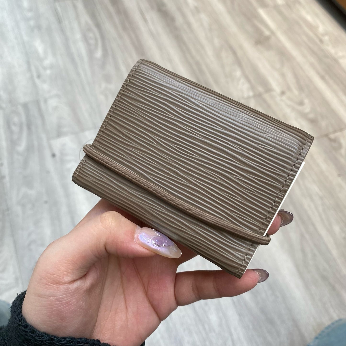 LV卡片套 有盒