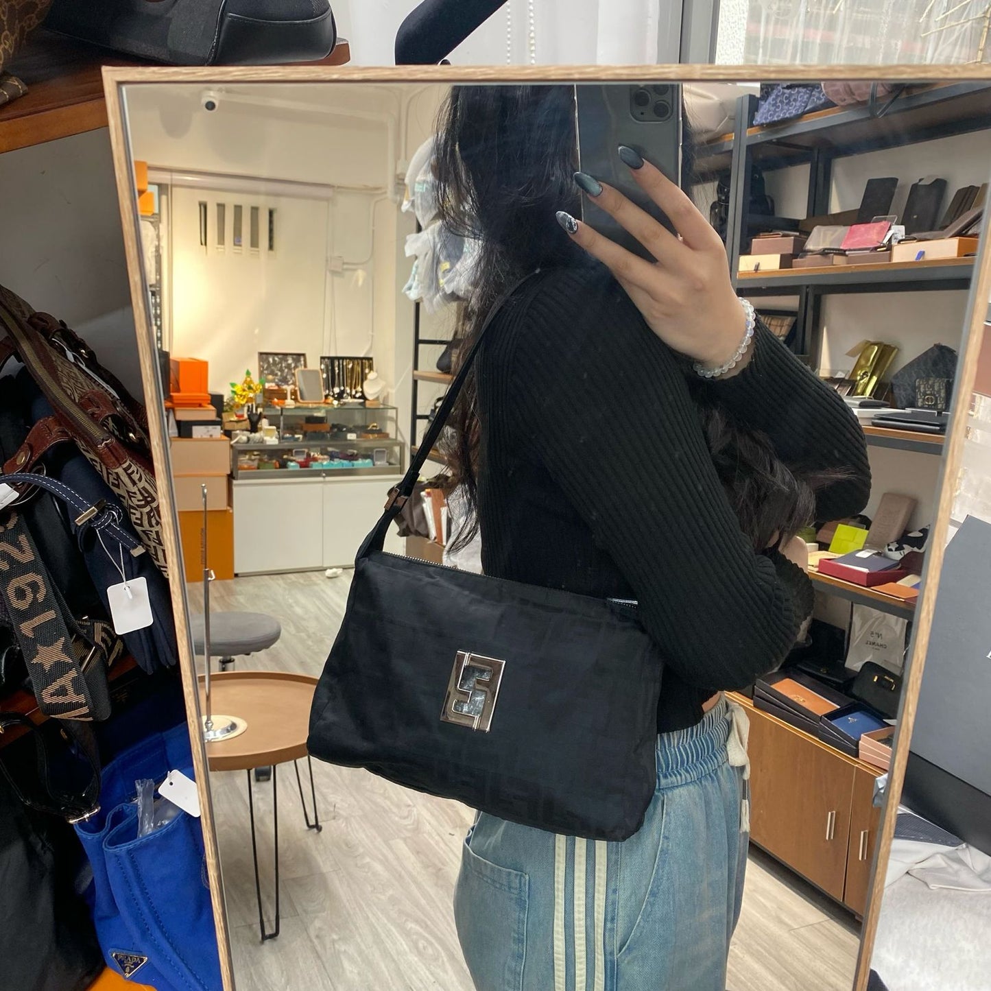 Fendi 黑色單肩袋