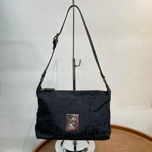 Fendi 黑色單肩袋