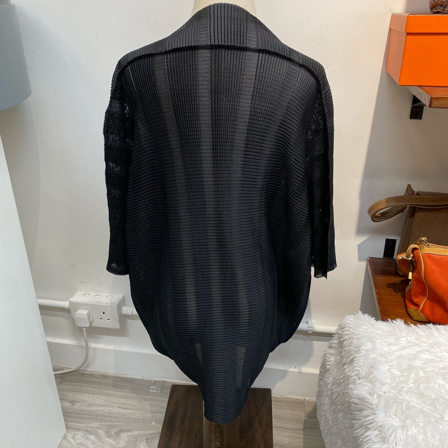 Issey Miyake 黑色Top
