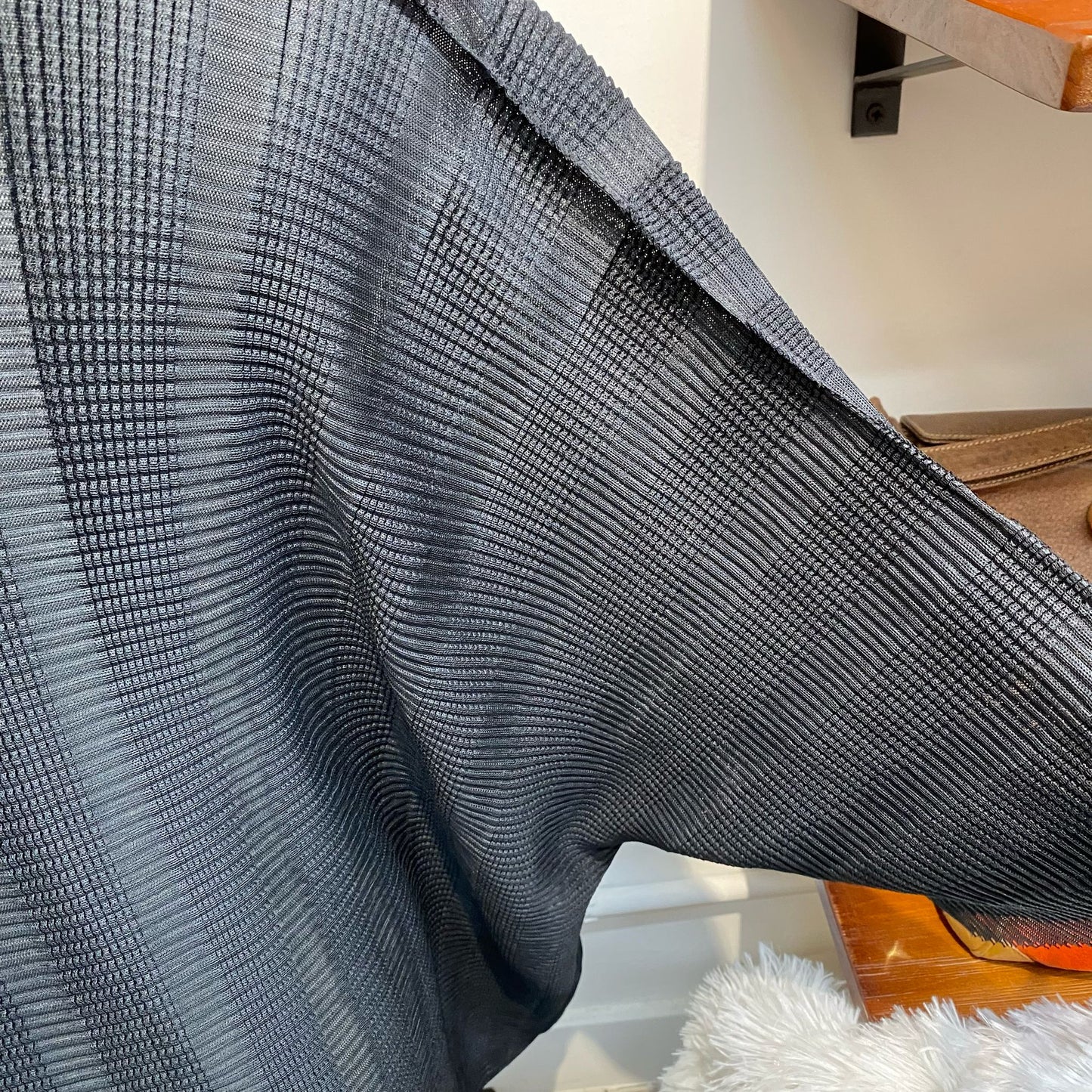 Issey Miyake 黑色Top