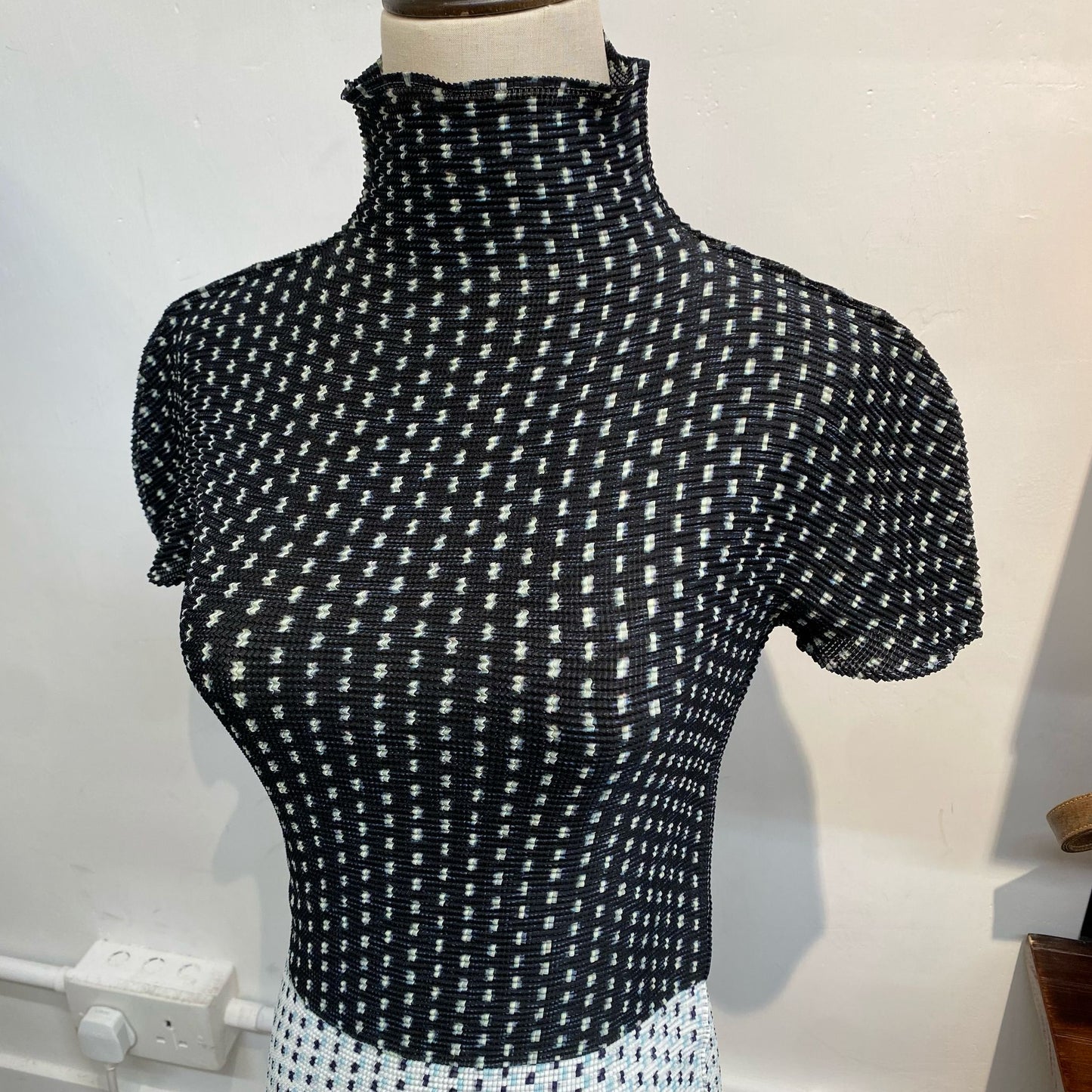 Issey Miyake 拼色Top