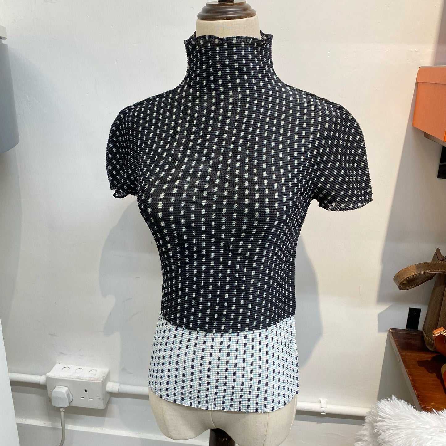 Issey Miyake 拼色Top