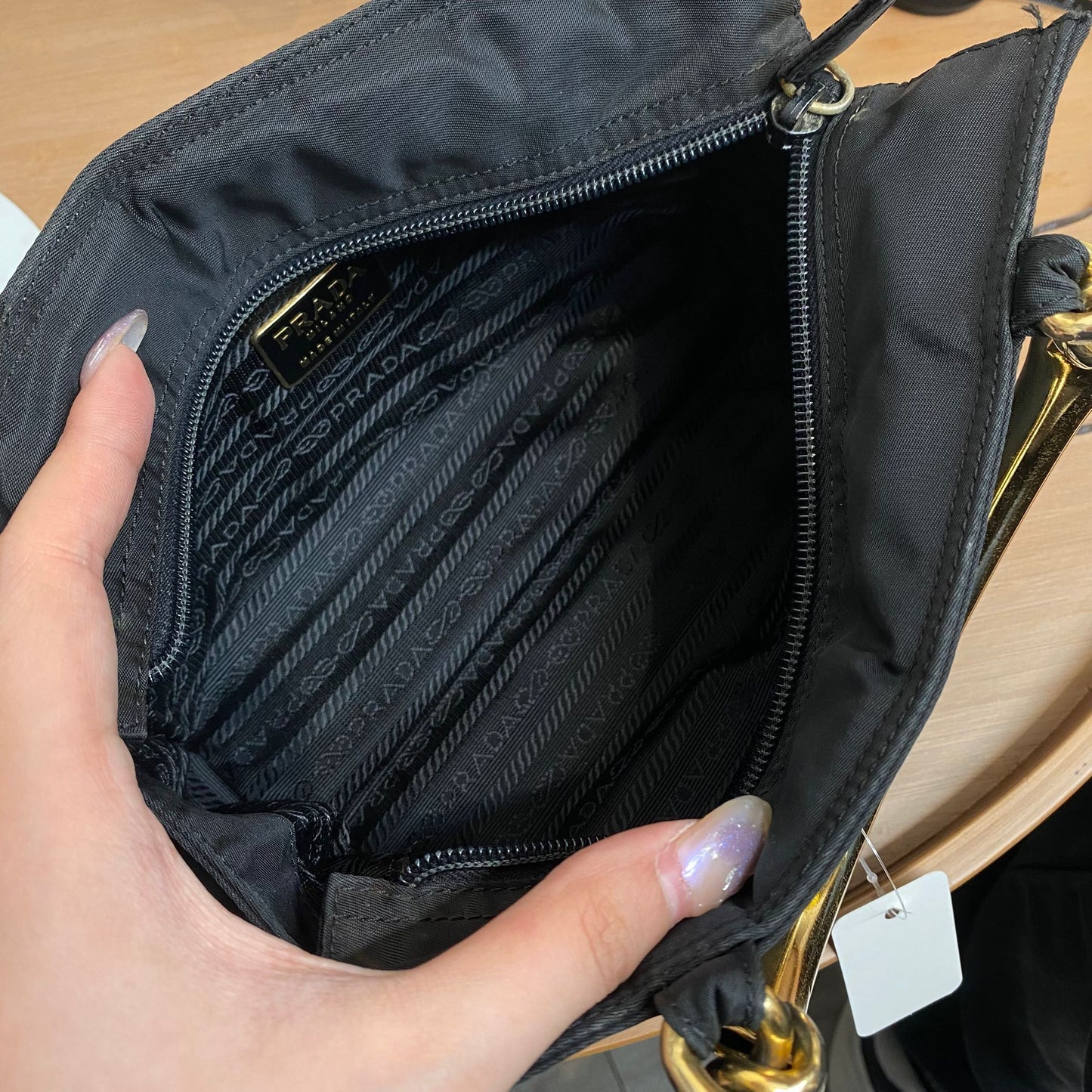 Prada 金柄手挽袋