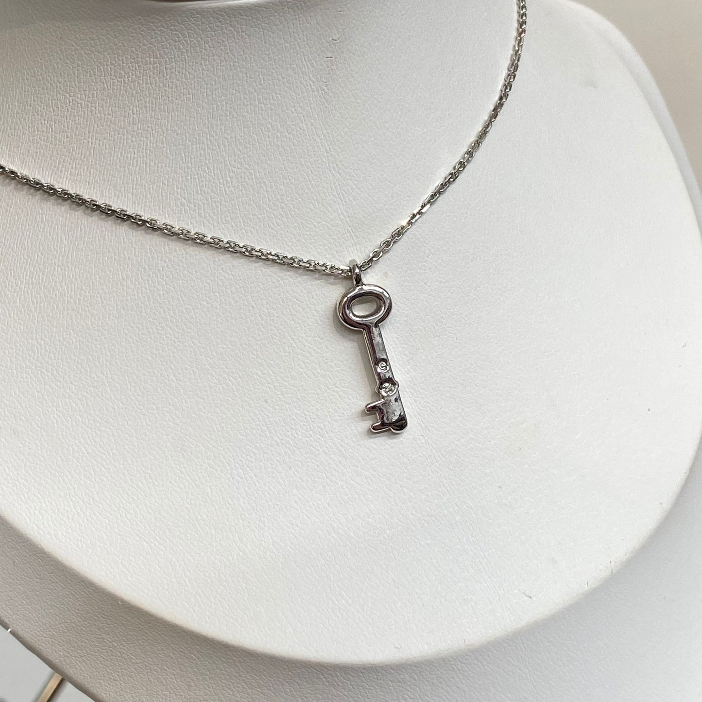 SWAROVSKI鎖匙頸鏈