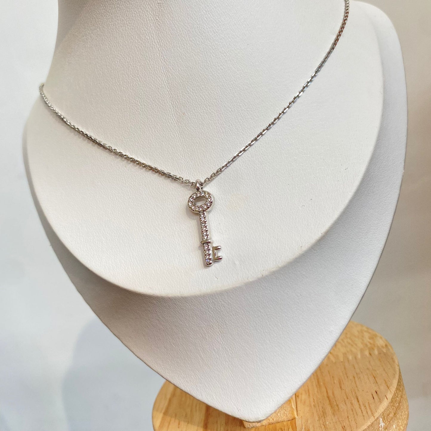 SWAROVSKI鎖匙頸鏈