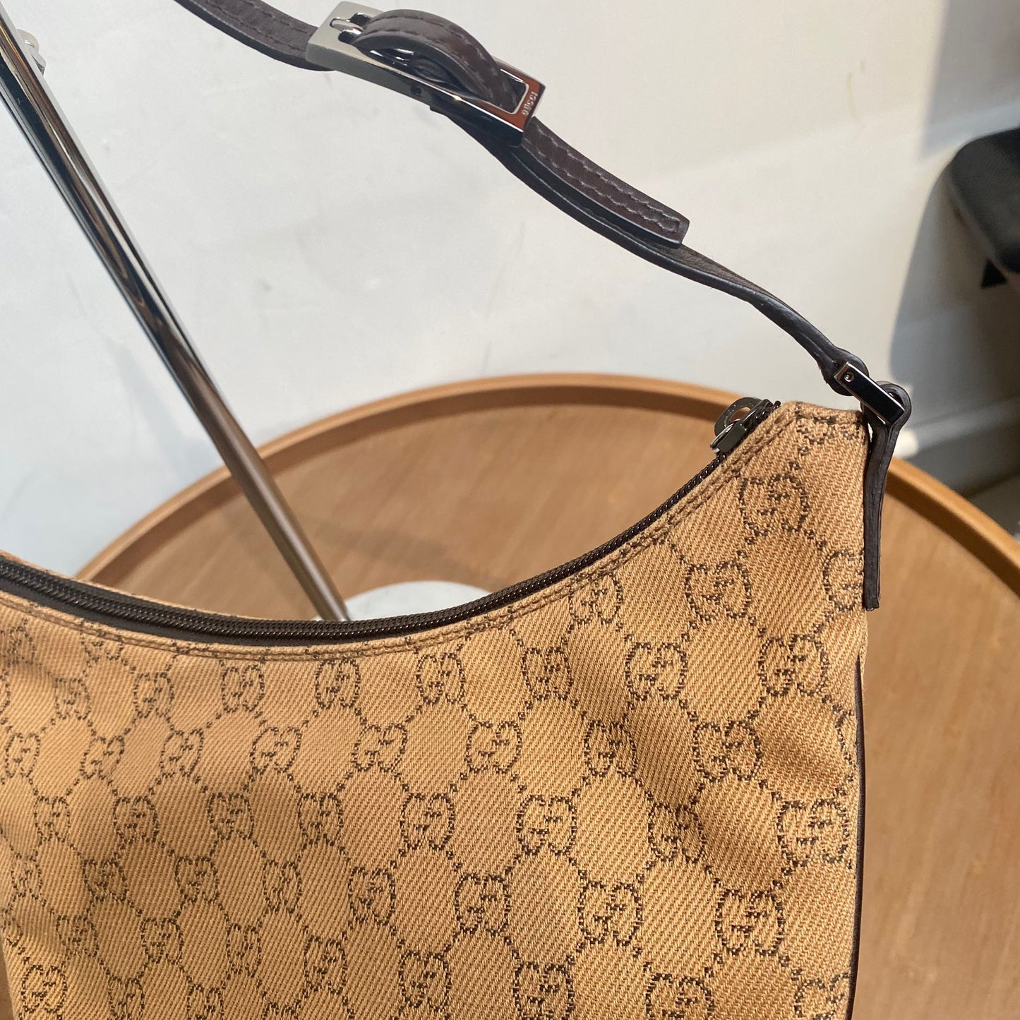 GUCCI 半月老花腋下包