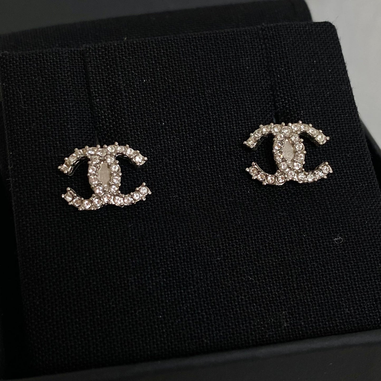 Chanel 耳針耳環 有盒