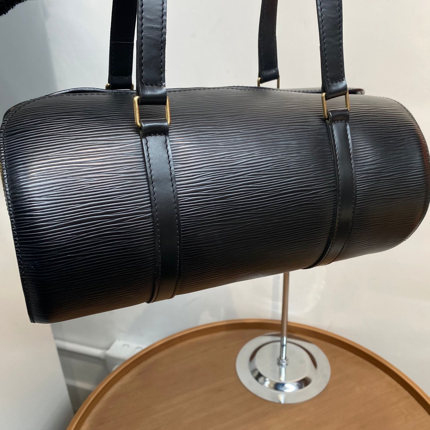LV EPI黑色圓筒