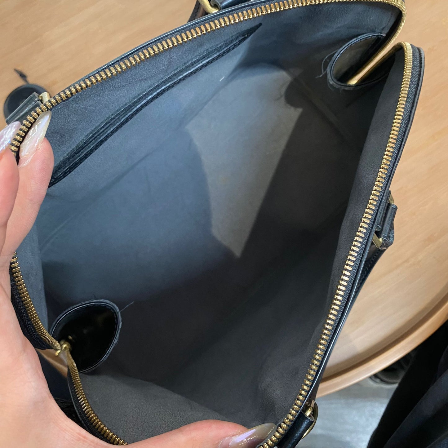 LV ALMA 黑色 有鎖有匙