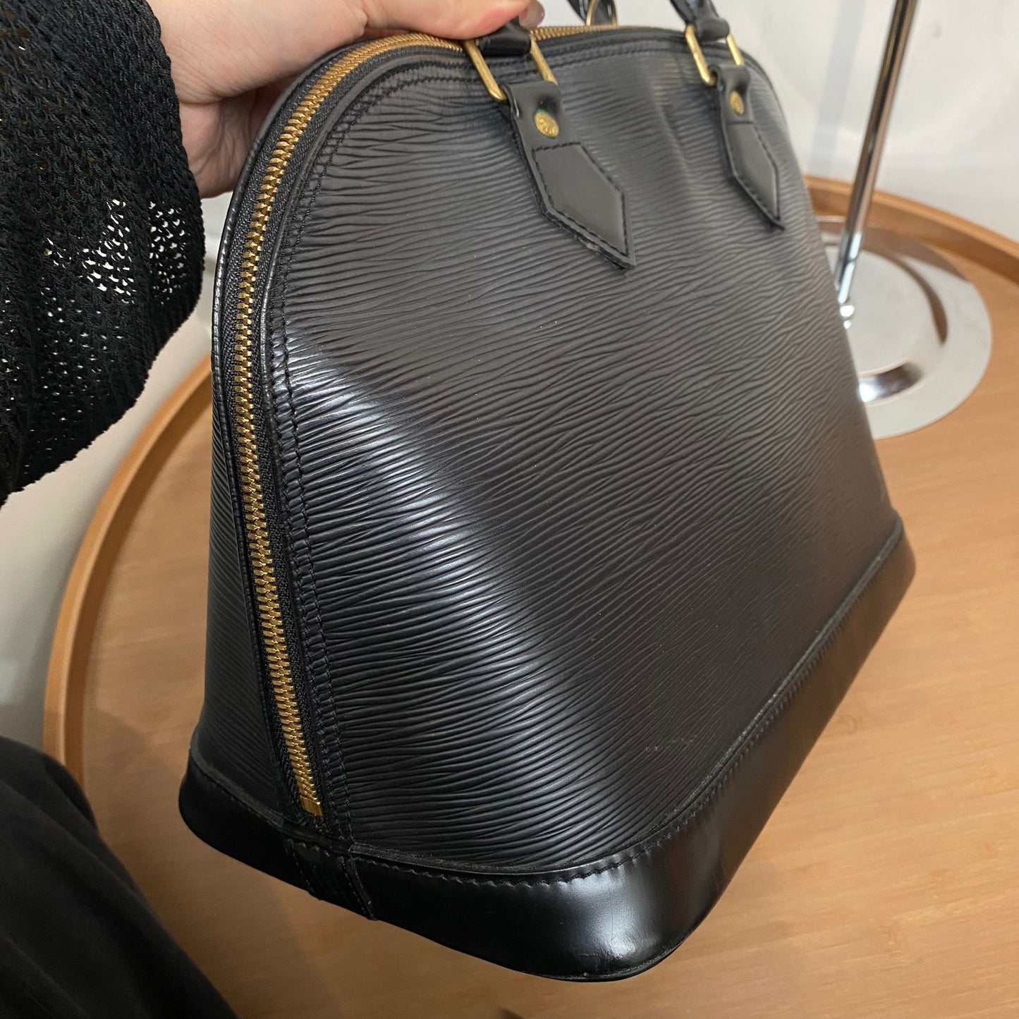 LV ALMA 黑色 有鎖有匙