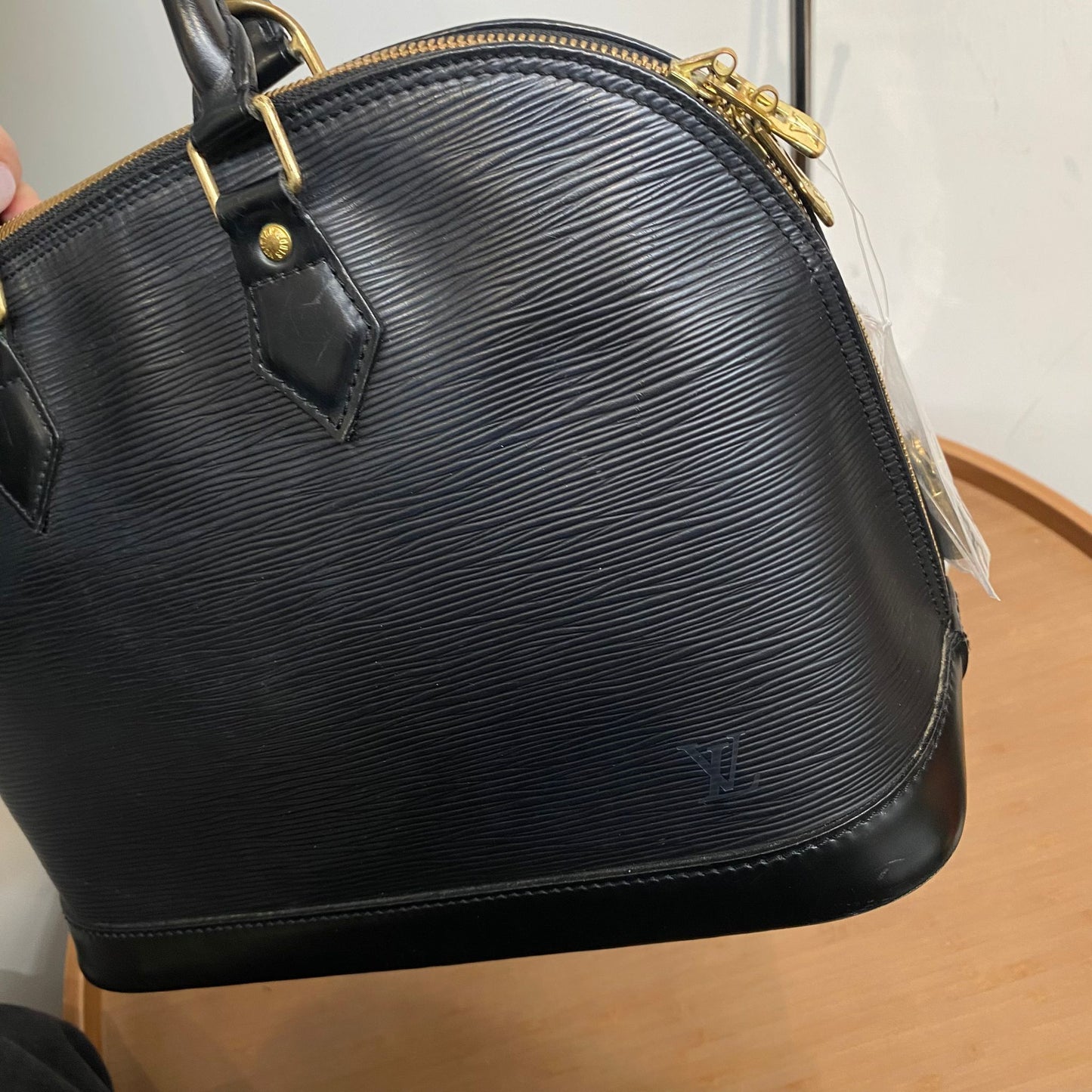 LV ALMA 黑色 有鎖有匙