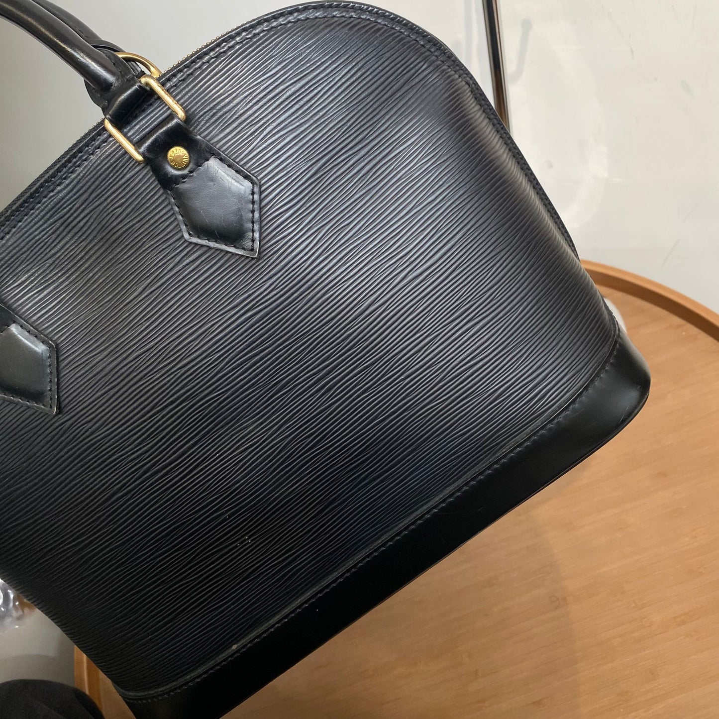 LV ALMA 黑色 有鎖有匙
