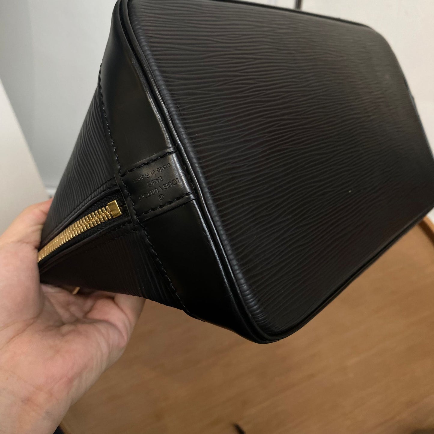 LV ALMA 黑色 有鎖有匙