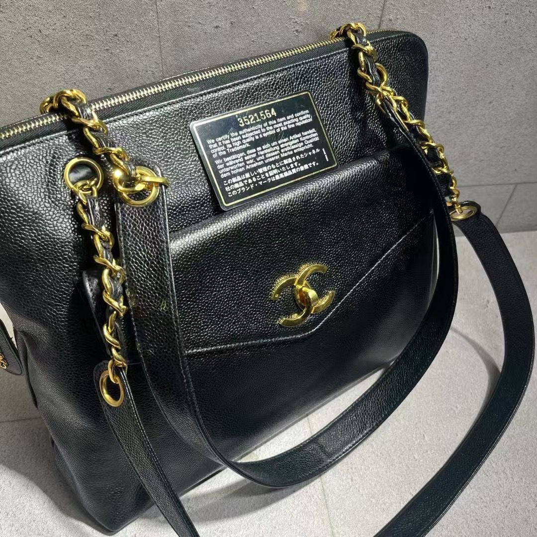 CHANEL 魚子醬奶粉袋