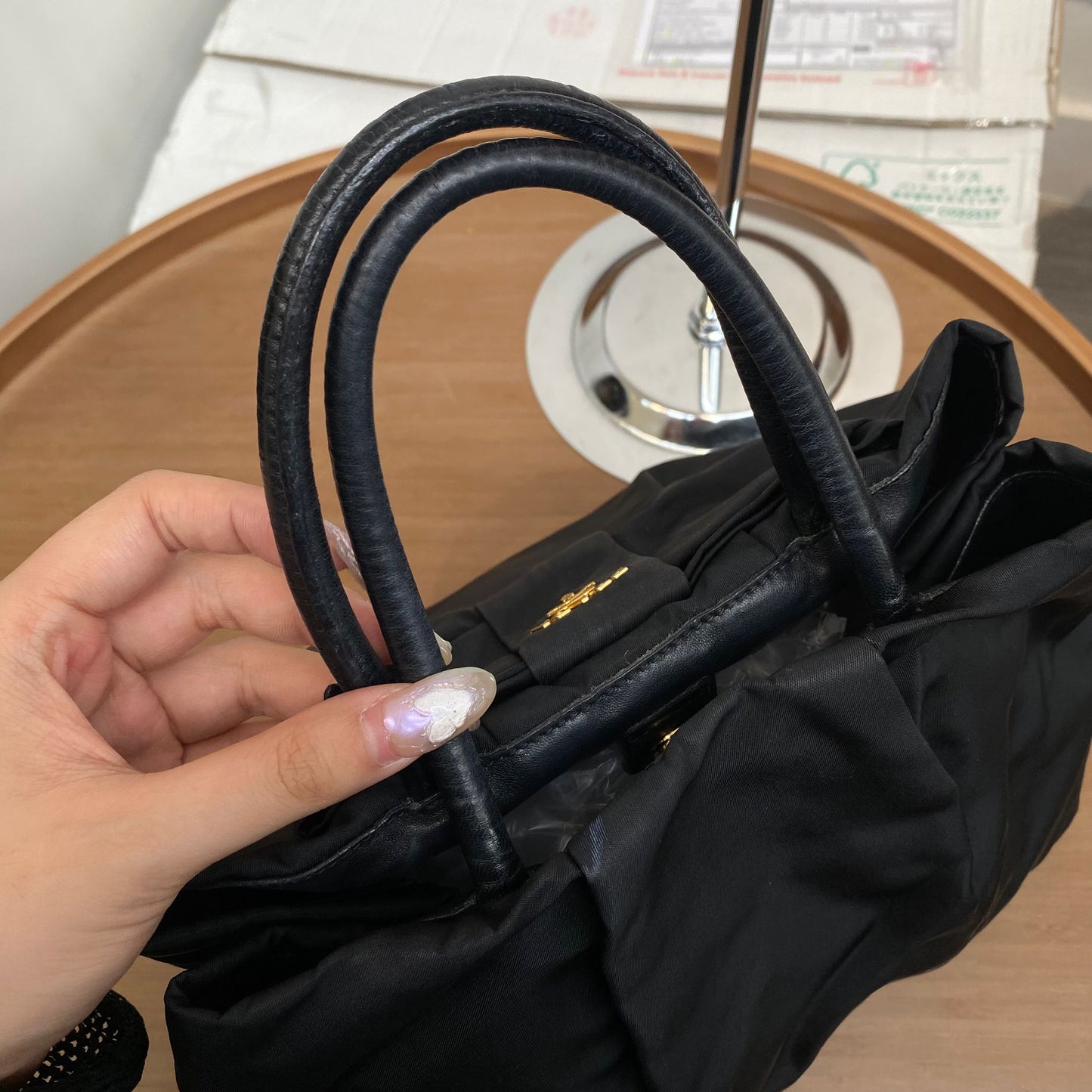 Prada 手挽袋