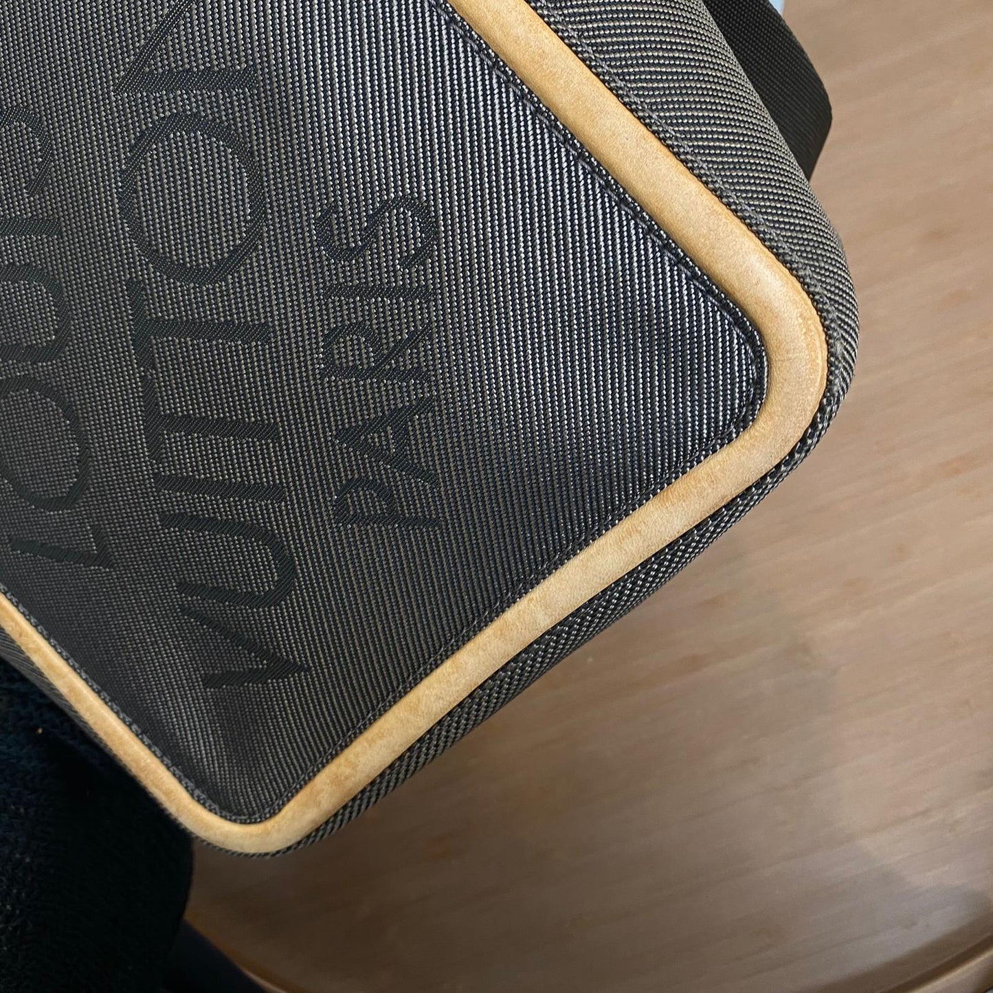 LV 斜孭袋