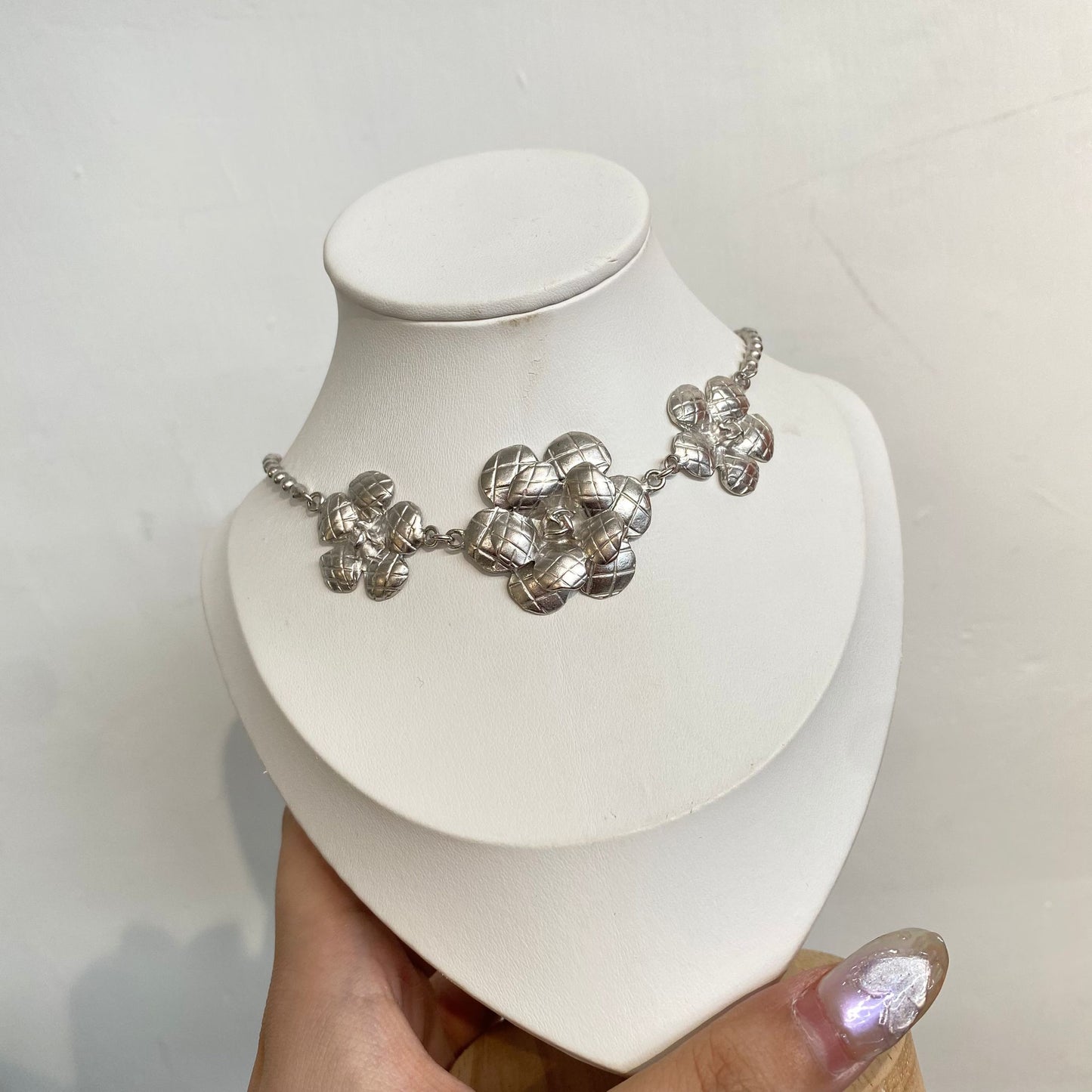 Chanel銀花Choker頸鏈 有盒有刻印