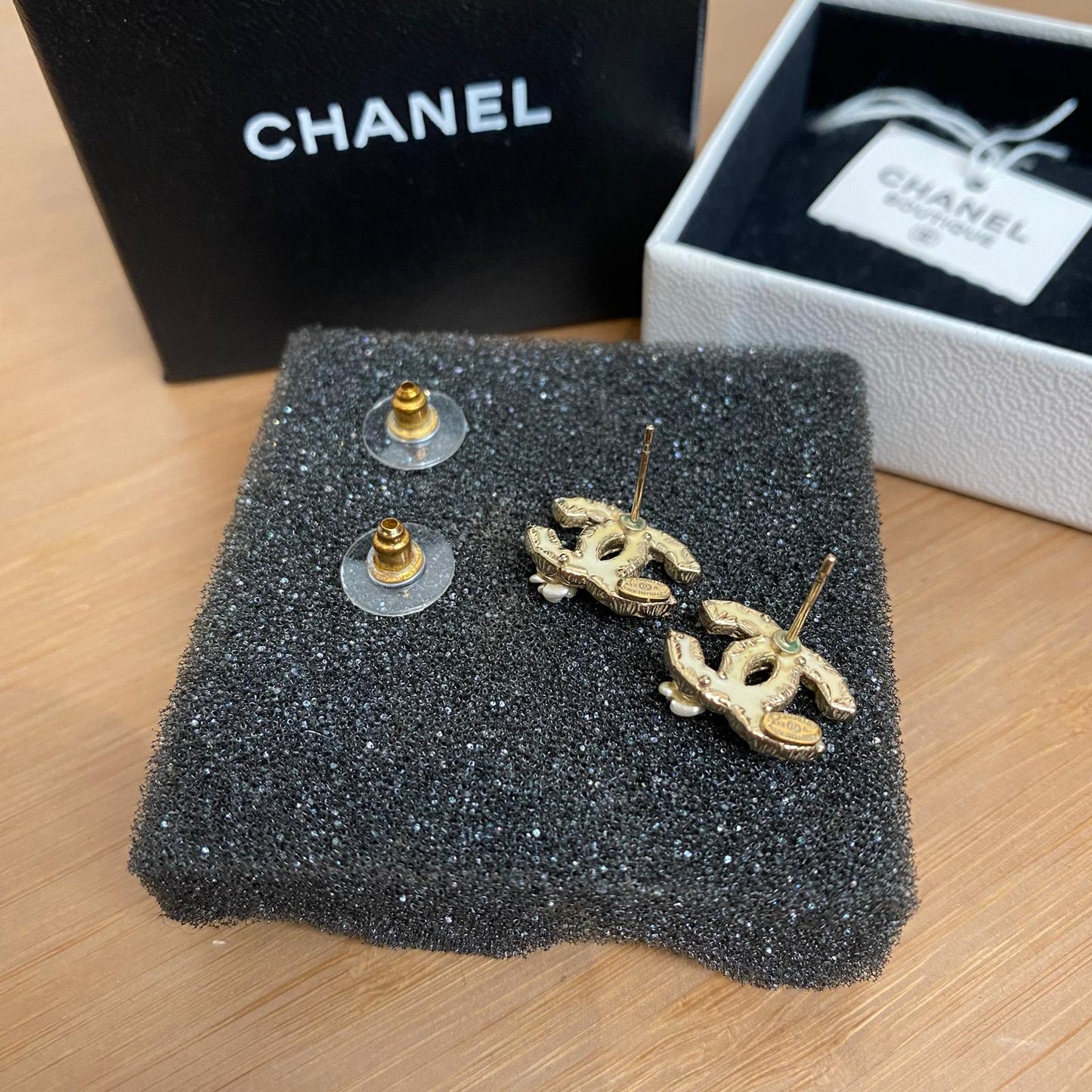 CHANEL 山茶花耳環