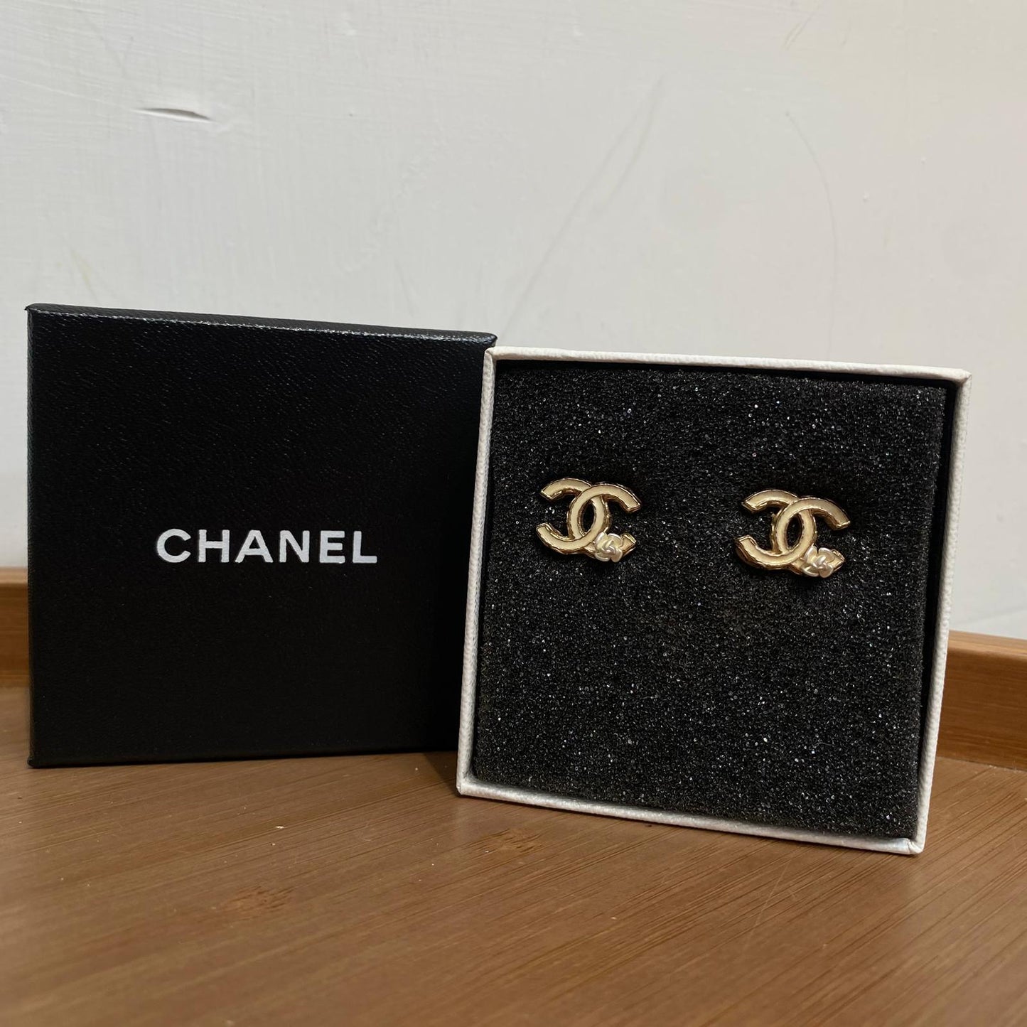 CHANEL 山茶花耳環
