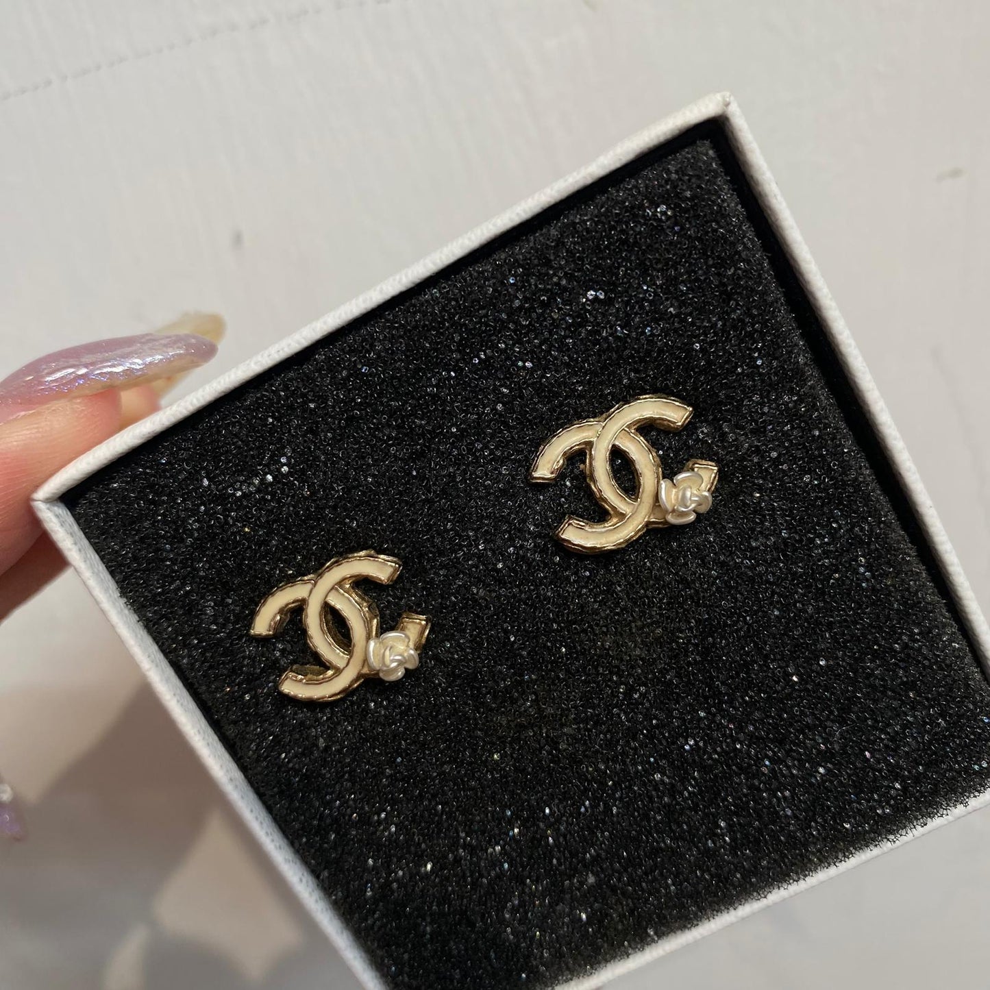 CHANEL 山茶花耳環