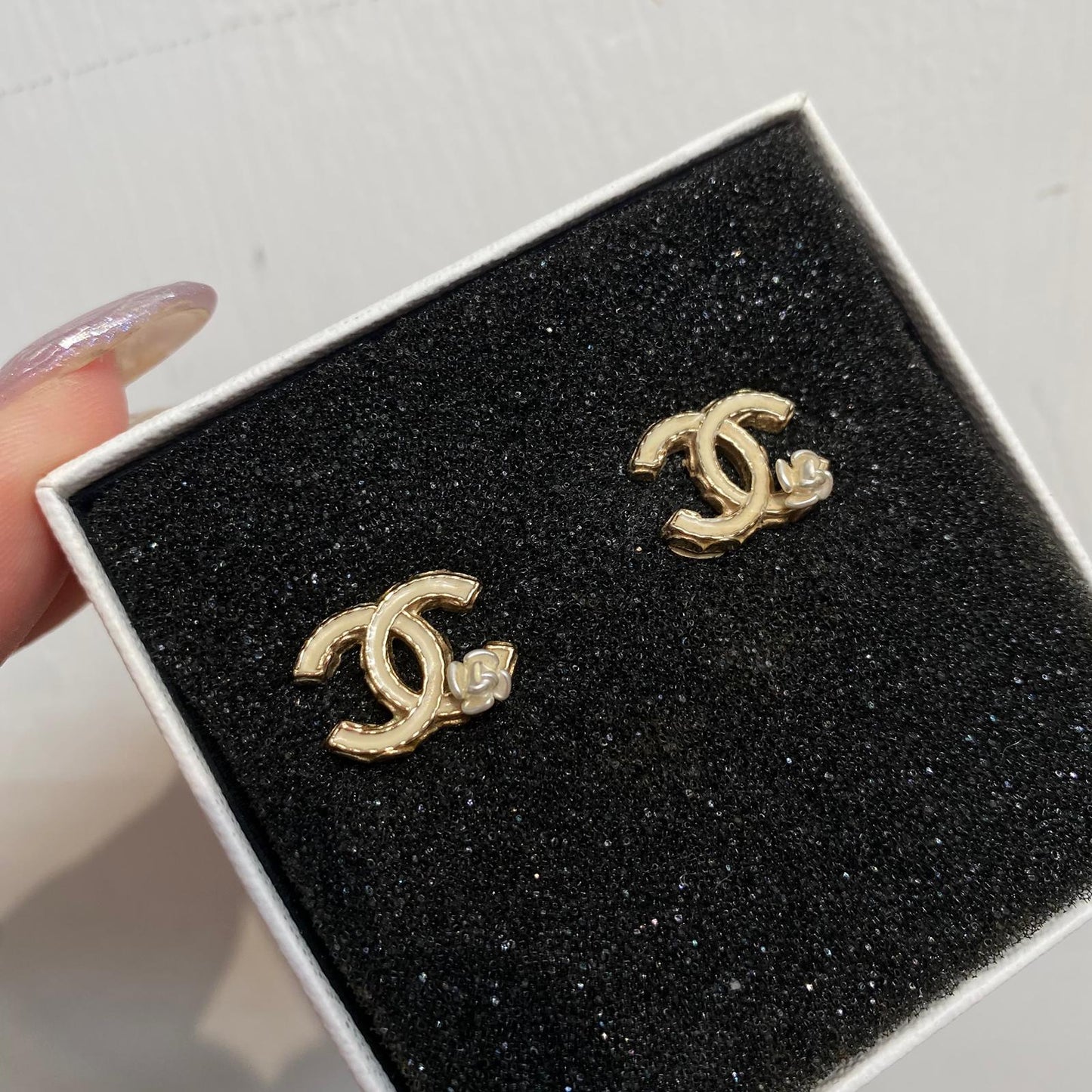 CHANEL 山茶花耳環