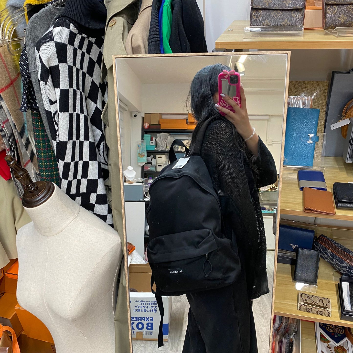 Balenciaga 背囊