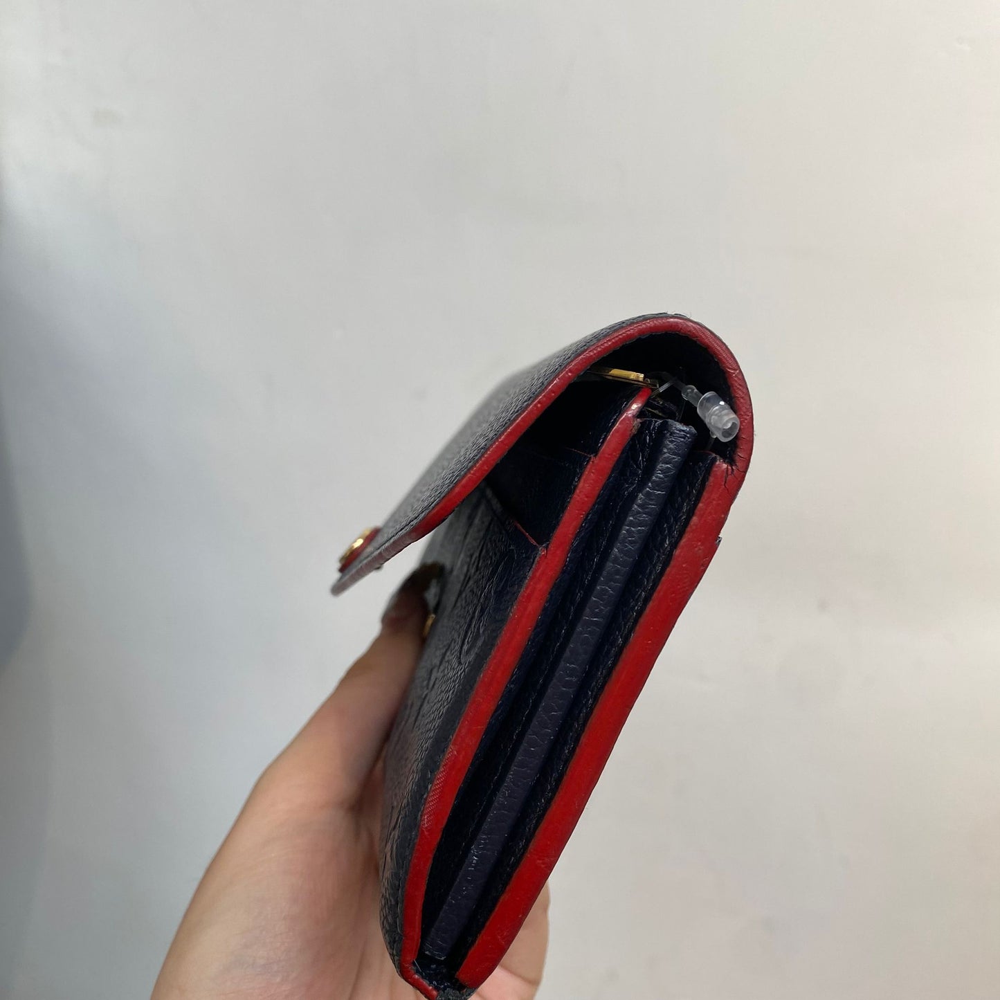 LV深藍色壓花長銀包 有盒有塵袋