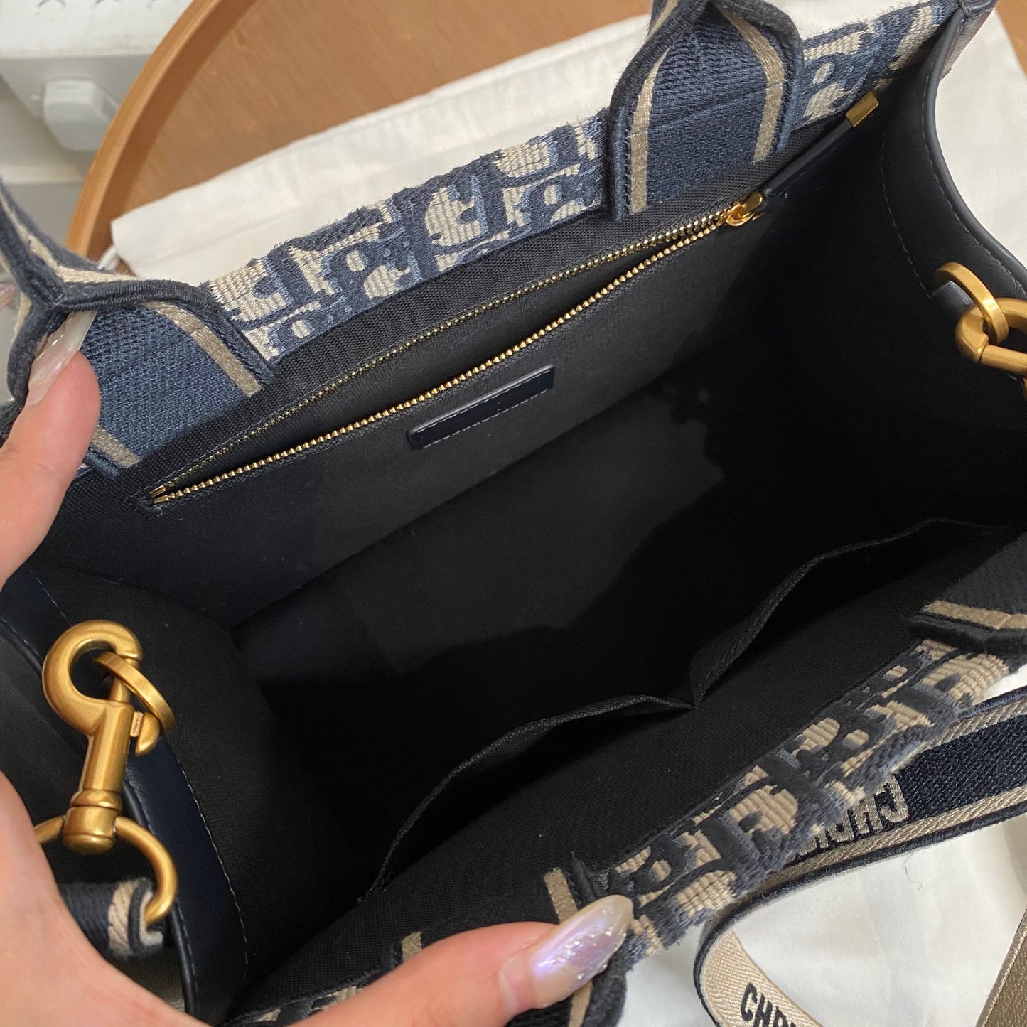 DIOR BOOK TOTE 有塵袋