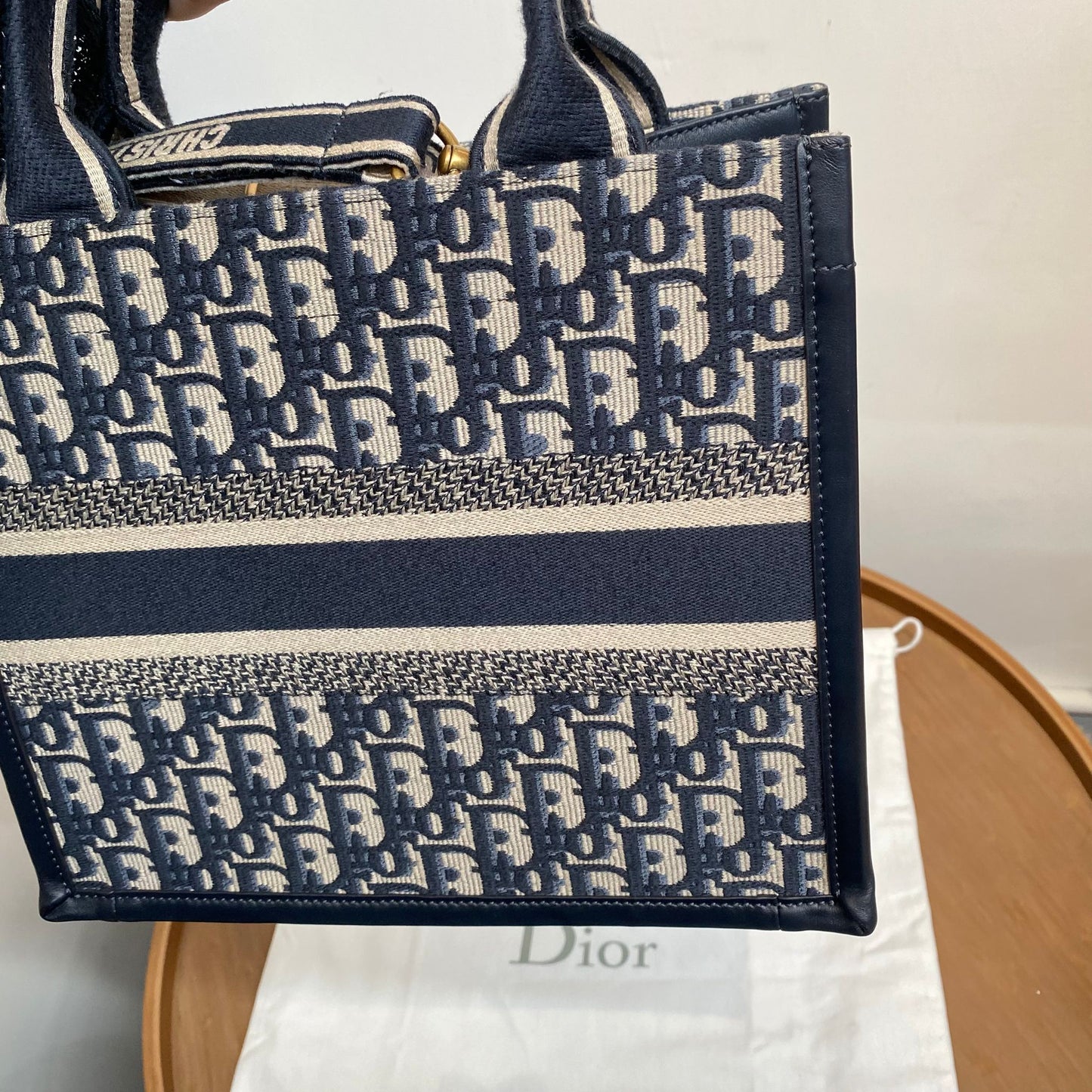 DIOR BOOK TOTE 有塵袋
