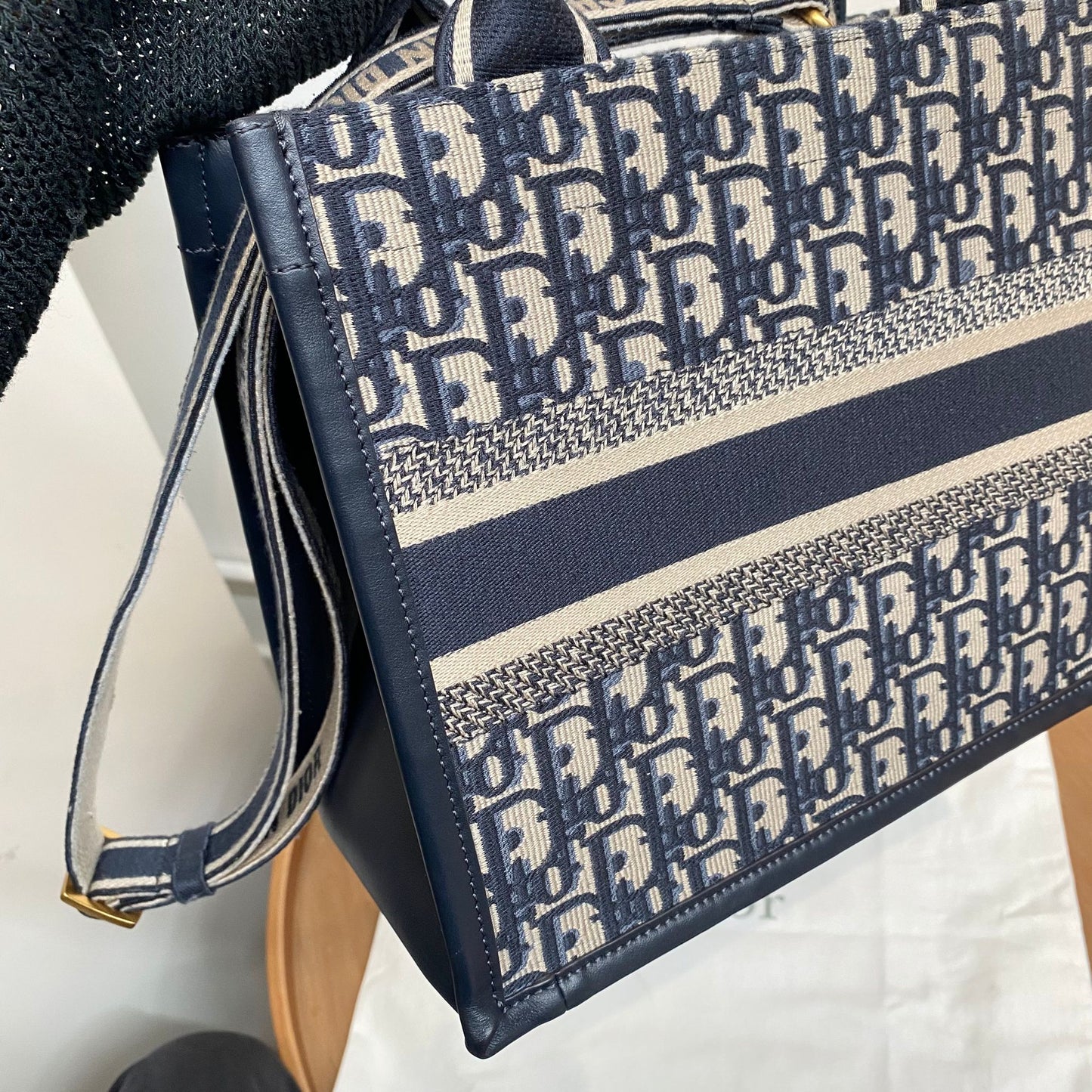 DIOR BOOK TOTE 有塵袋