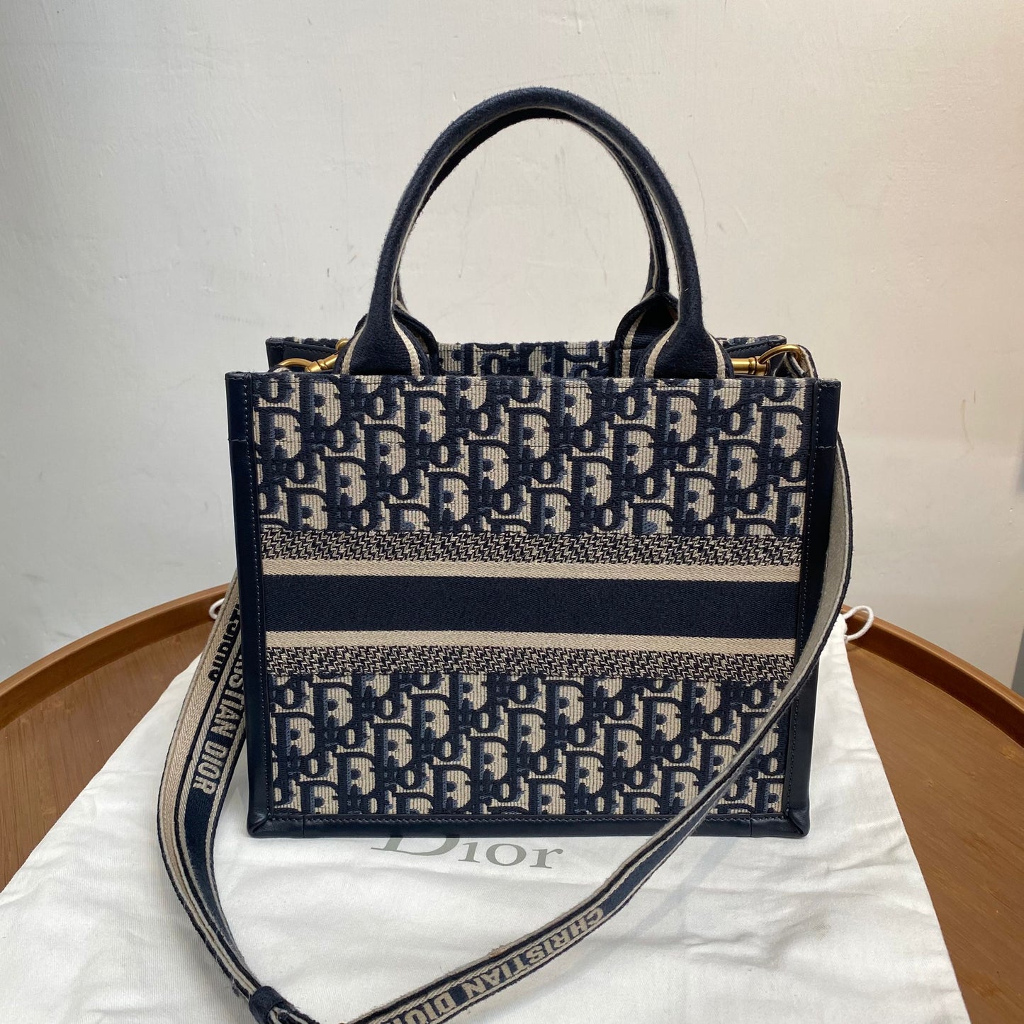 DIOR BOOK TOTE 有塵袋