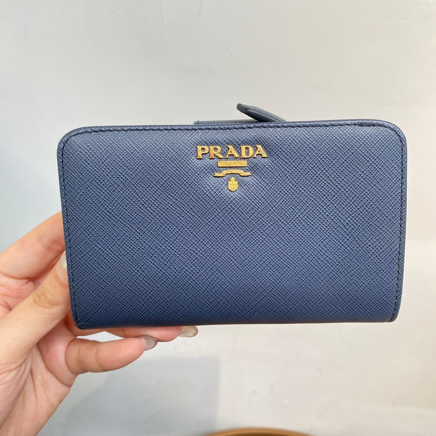 Prada銀包