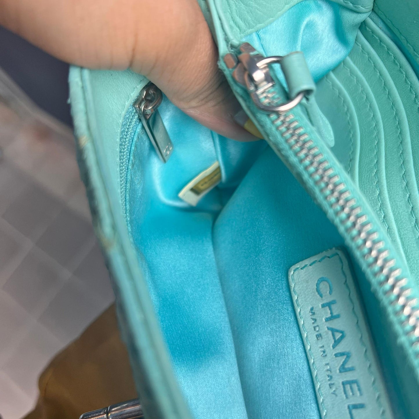 CHANEL 蛇皮斜孭雲朵